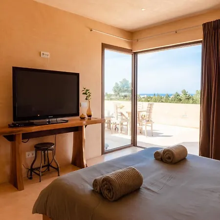 Villa Stunning With Gardens San José